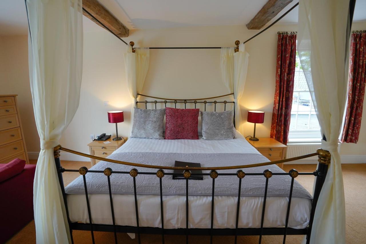 Waveney House Hotel Бекклс Екстер'єр фото