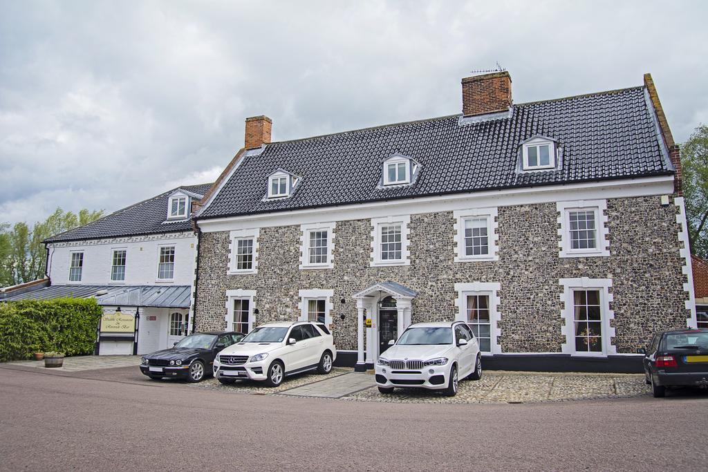 Waveney House Hotel Бекклс Екстер'єр фото